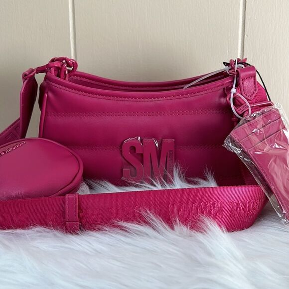 NWT Steve Madden (BZOIA) Crossbody Bag w/AirPod Case & I.D. Card Holder- Fuschia - Picture 8 of 13
